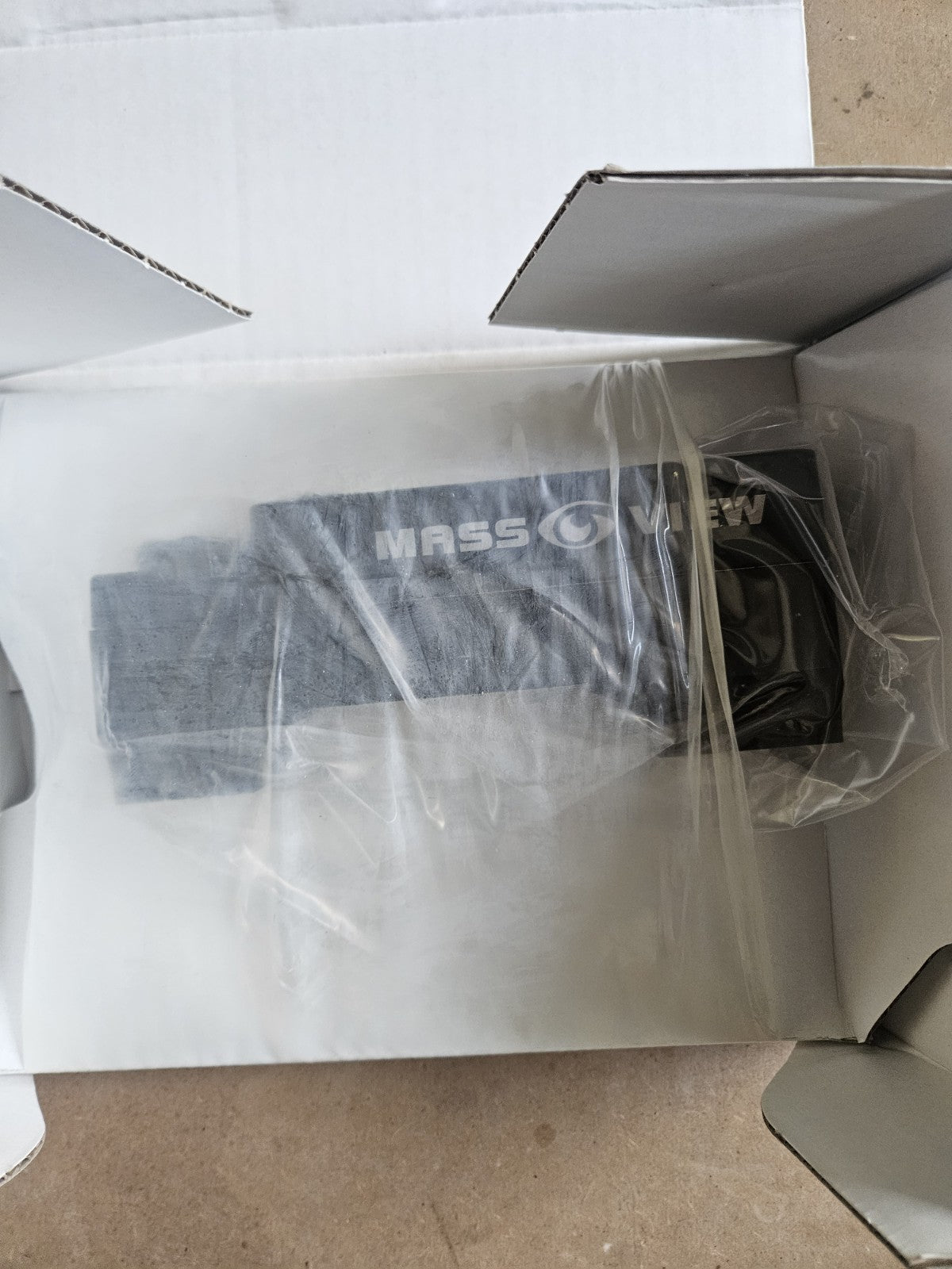 BRONKHORST MV-102, M152008410/s, G-FLOW  MASS FLOW REGULATOR Neu/ovp, New Box