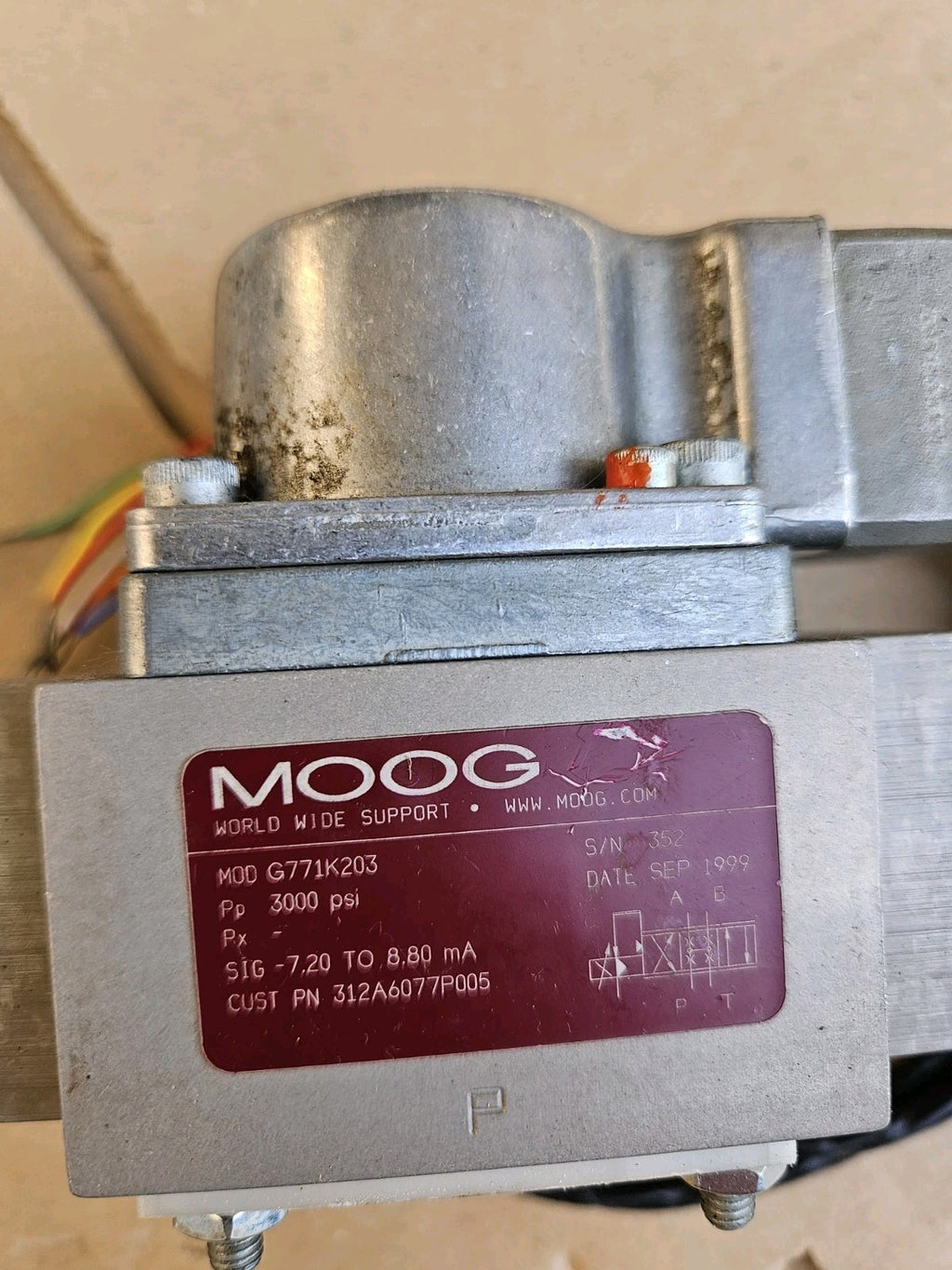 MOOG G771K203 FLOW SERVO CONTROL VALVE GE 312A6077P005, New Nos  Unused Neu
