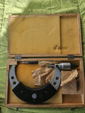 Bügelmessschraube Mikrometerschraube KS Suhl 125-150mm im Etui + Prüfdorn, NEU!