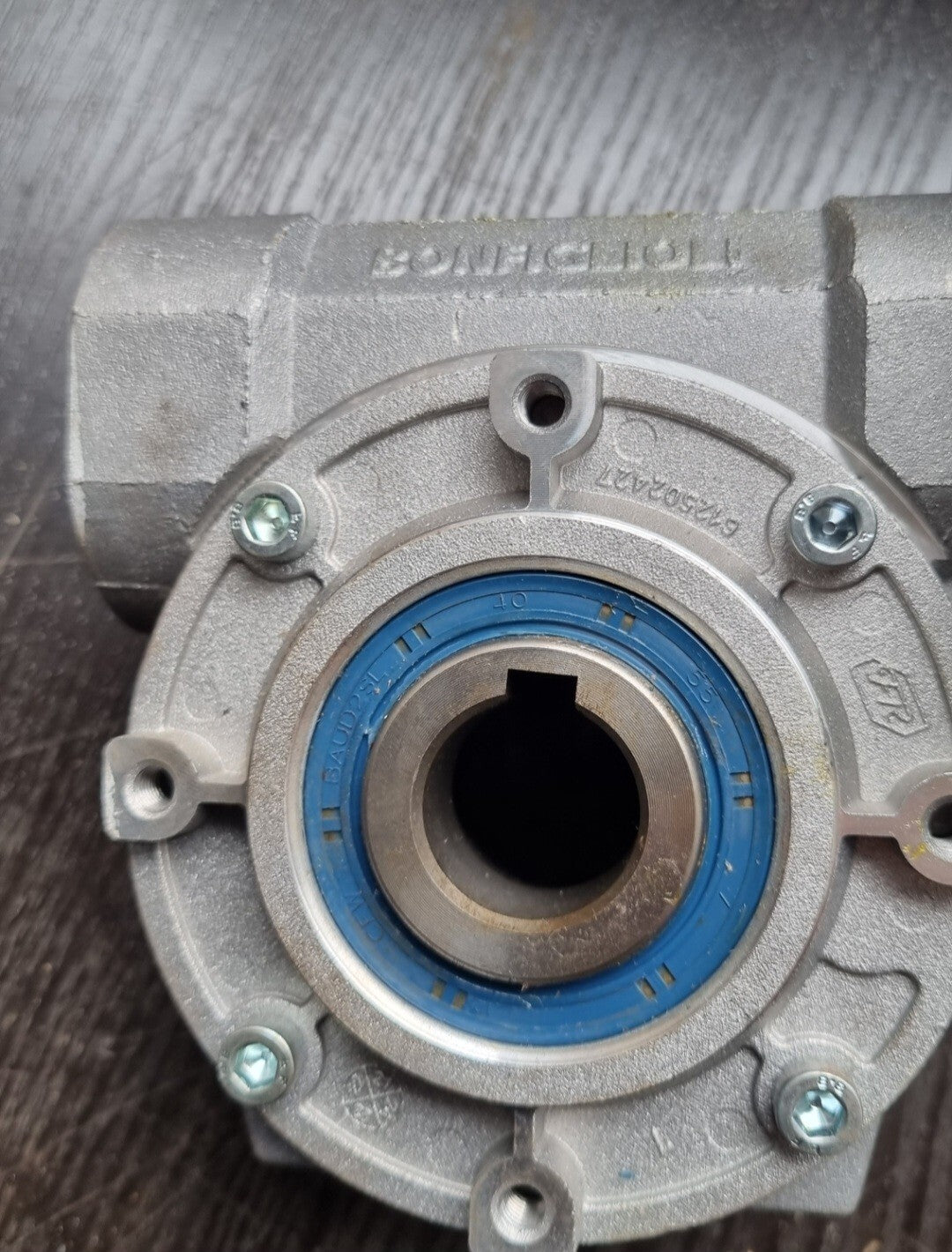 BONFIGLIOLI Riduttori VF49 P1 P63B5 B3 Schneckengetriebe Worm drive 200680272