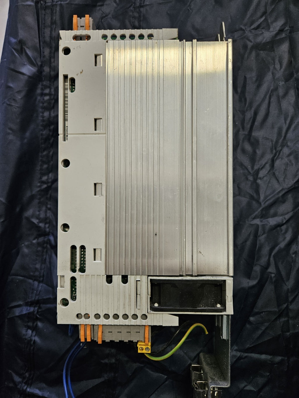 E82EV152_2C LENZE Inverter Umrichter Drive 8200 Vector 1.5kW Refurbished Working