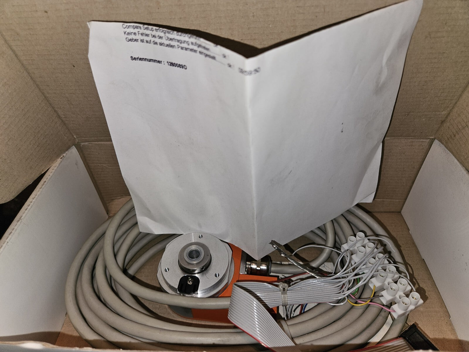 Kübler 8.5882.1626.2004 Incremental Encoder Neu/Ovp, Unbenutzt!! Worldwide Ship.