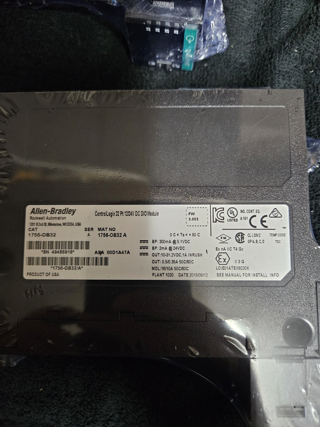 Allen-Bradley 1756-OB32 SER A ControlLogix 32 Pt 12/24V DC D/O Module, new unuse