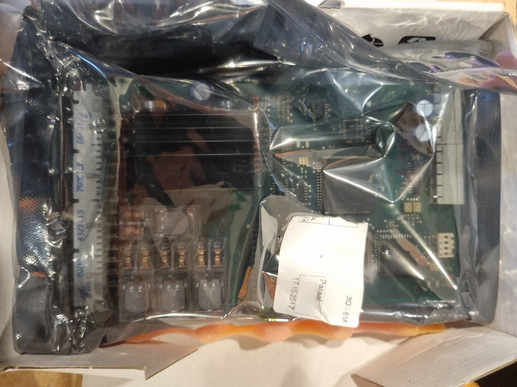 Steuerung DELEM, Safandarley, 310775017, KP95H, S3-3935/03, neu/new, CNC, Presse