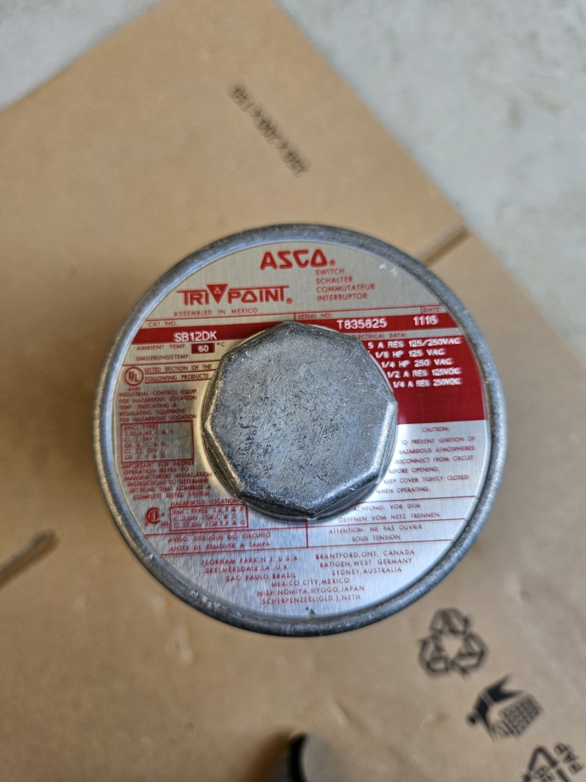 ASCO SB12DK, TRIPONT T253117 EXPLOSION PROOF PRESSURE SWITCH 125/250V new Neu