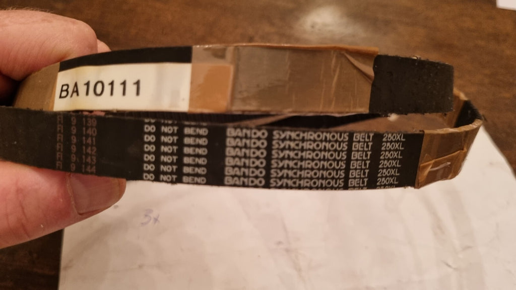 BANDO SYNCHRONOUS 250XL Zahnriemen Timing belt 240J/PJ610 neu/unused unbenutzt