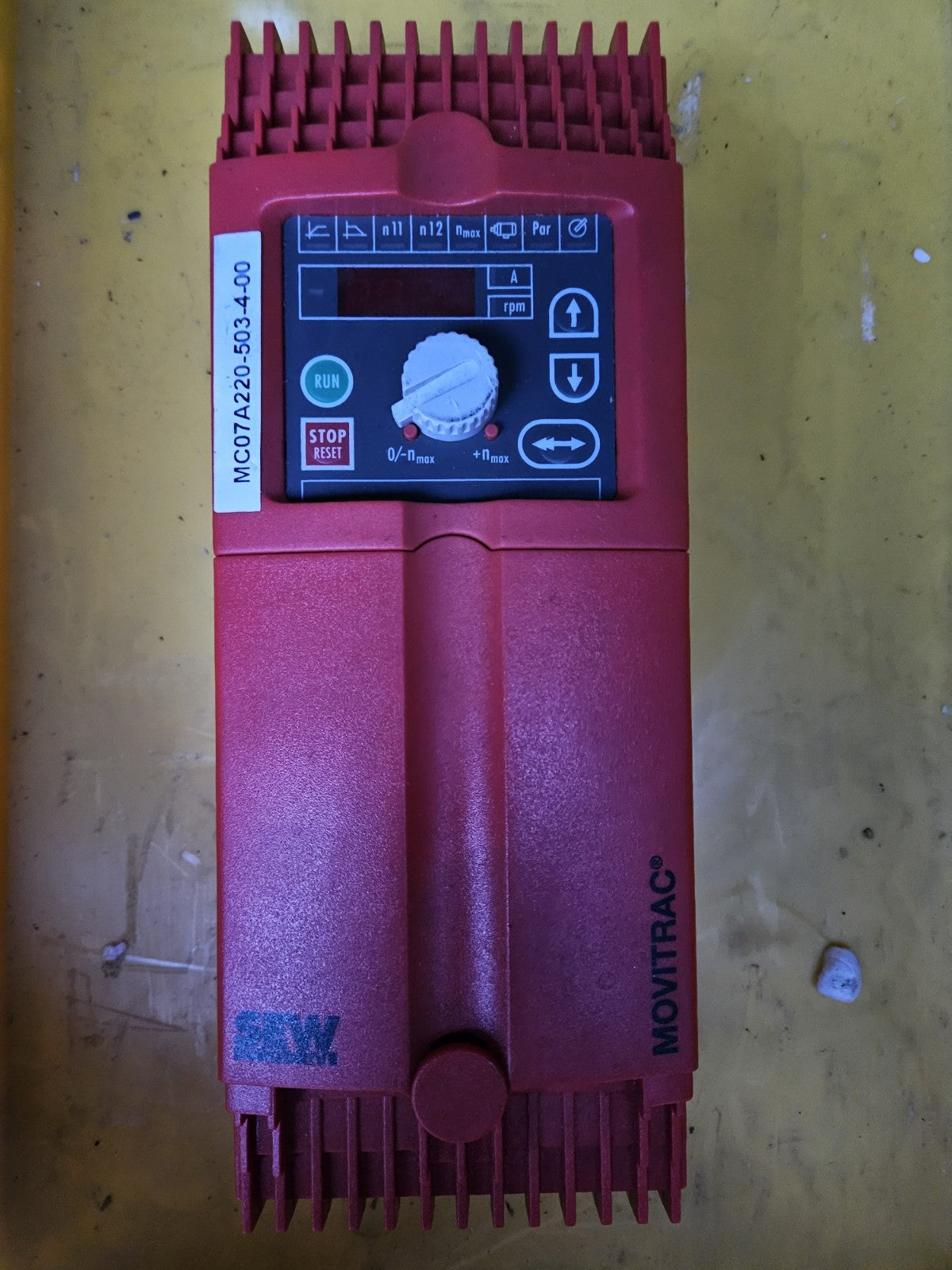 SEW Movidrive MC07A220-503-4-00, 08272581 New Old Stock, No Box Unused Neu