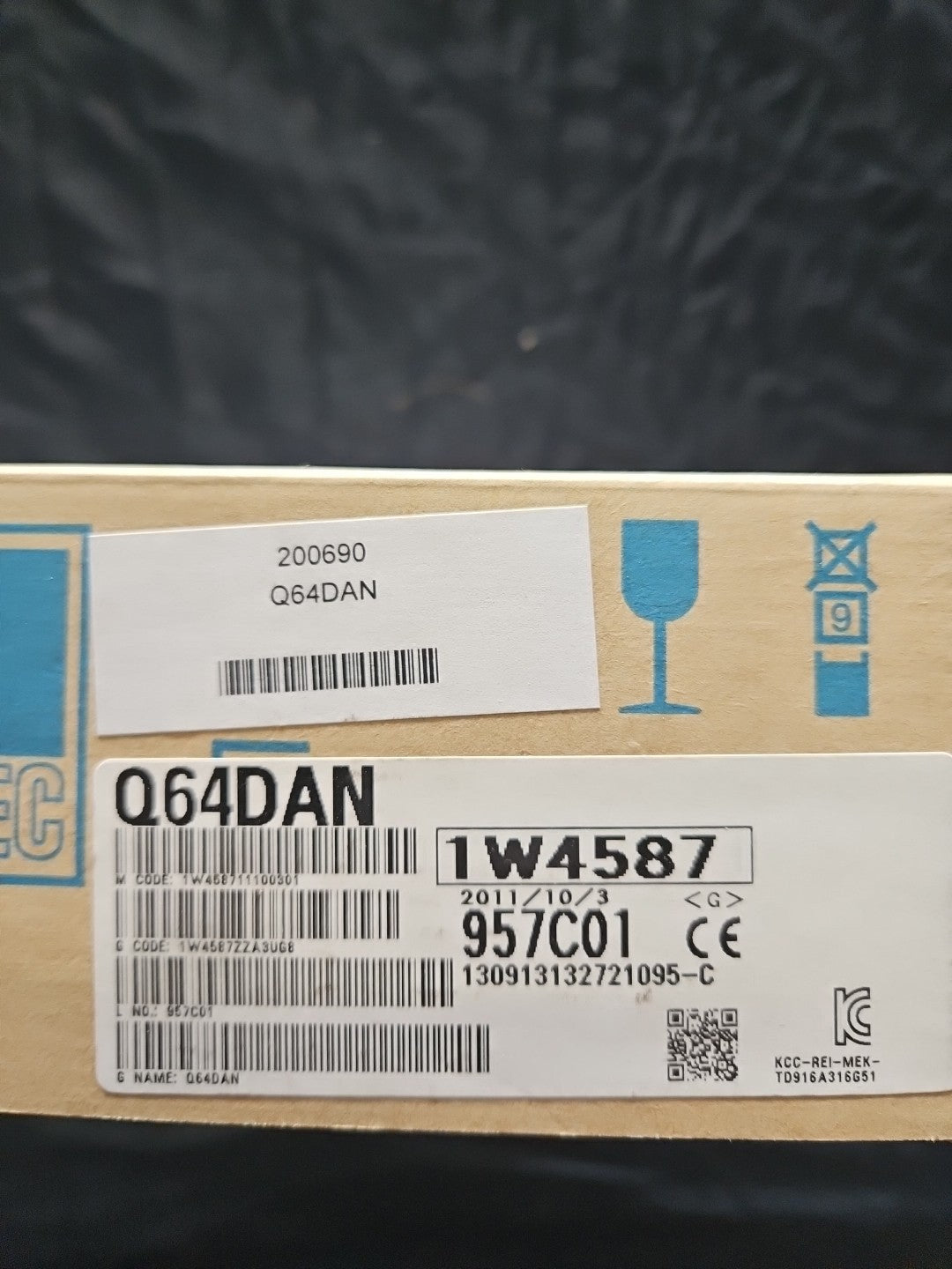 Q64DAN New Sealed Mitsubishi PLC MELSEC-Q Module Q64DAN