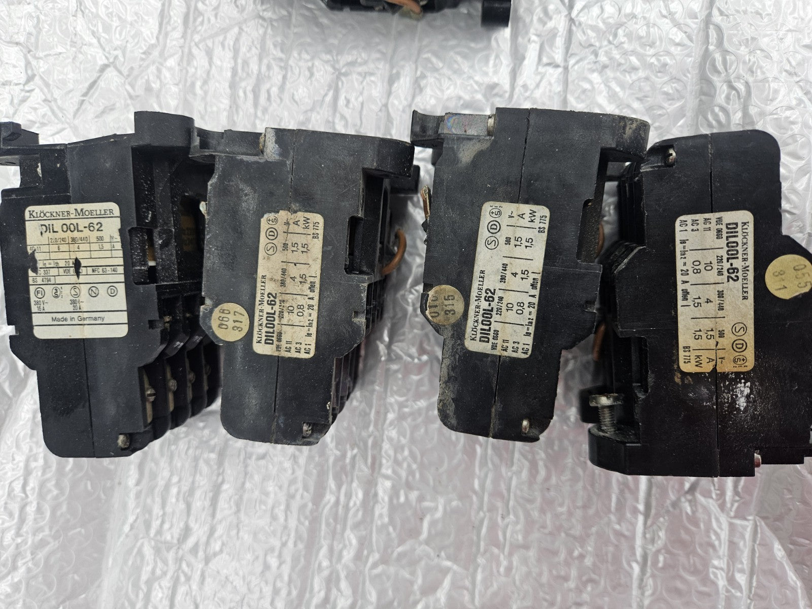4 x Kloeckner Moeller DIL00L-62 Schütz contactor Used working