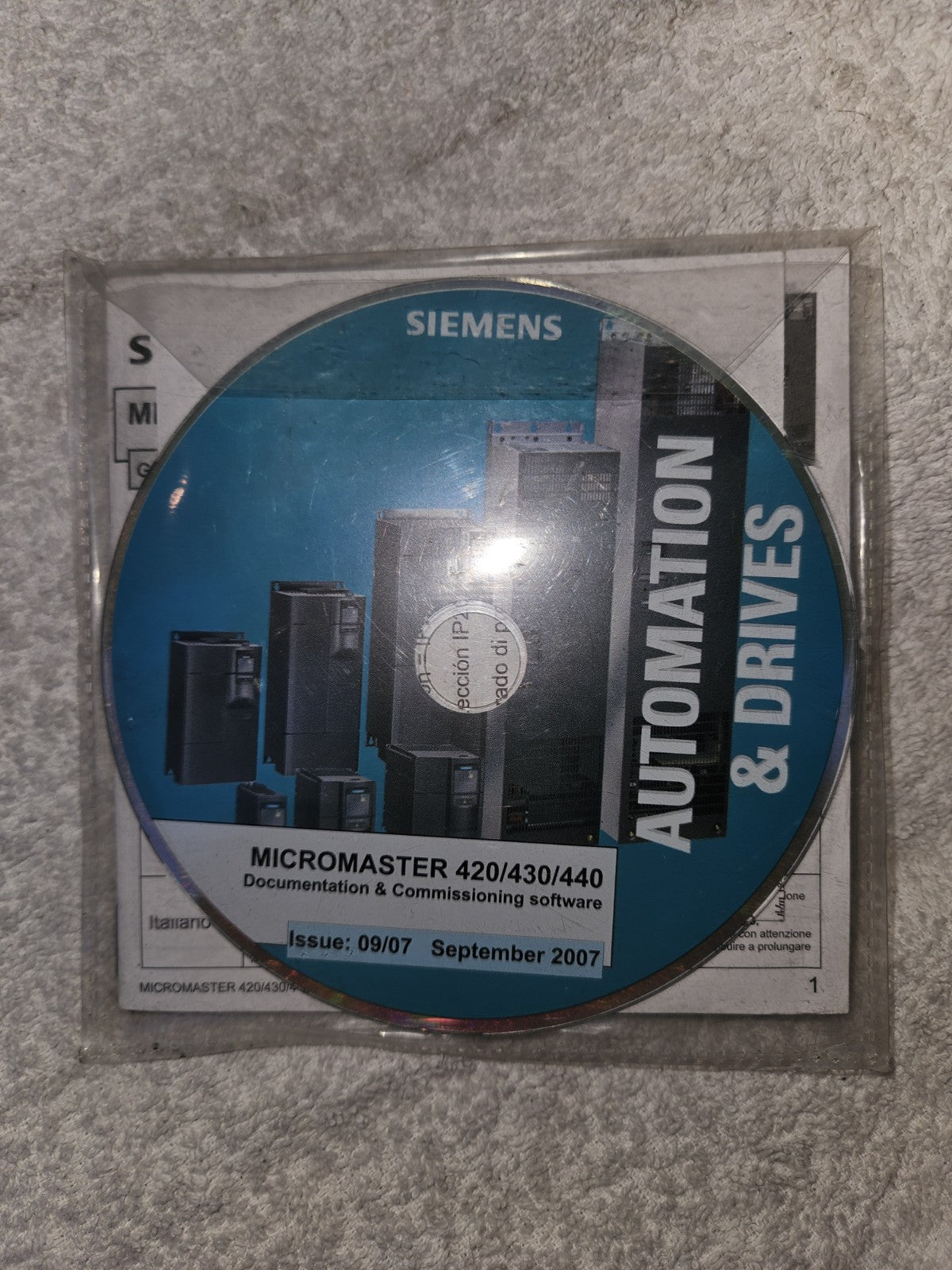 Siemens A5E01045378A + 6SE6400-5AD00-1AP0 Micromaster 420/430/440 Software, new