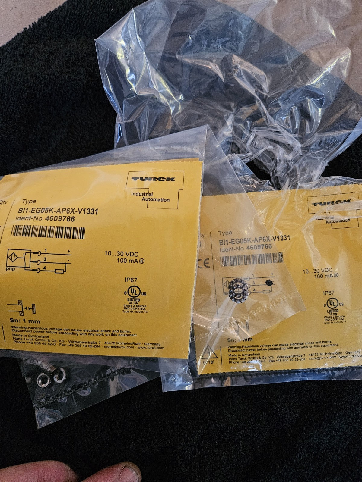Turck BI1-EG05K-AP6X-V1331 Proximity Sensor 10-30v-dc