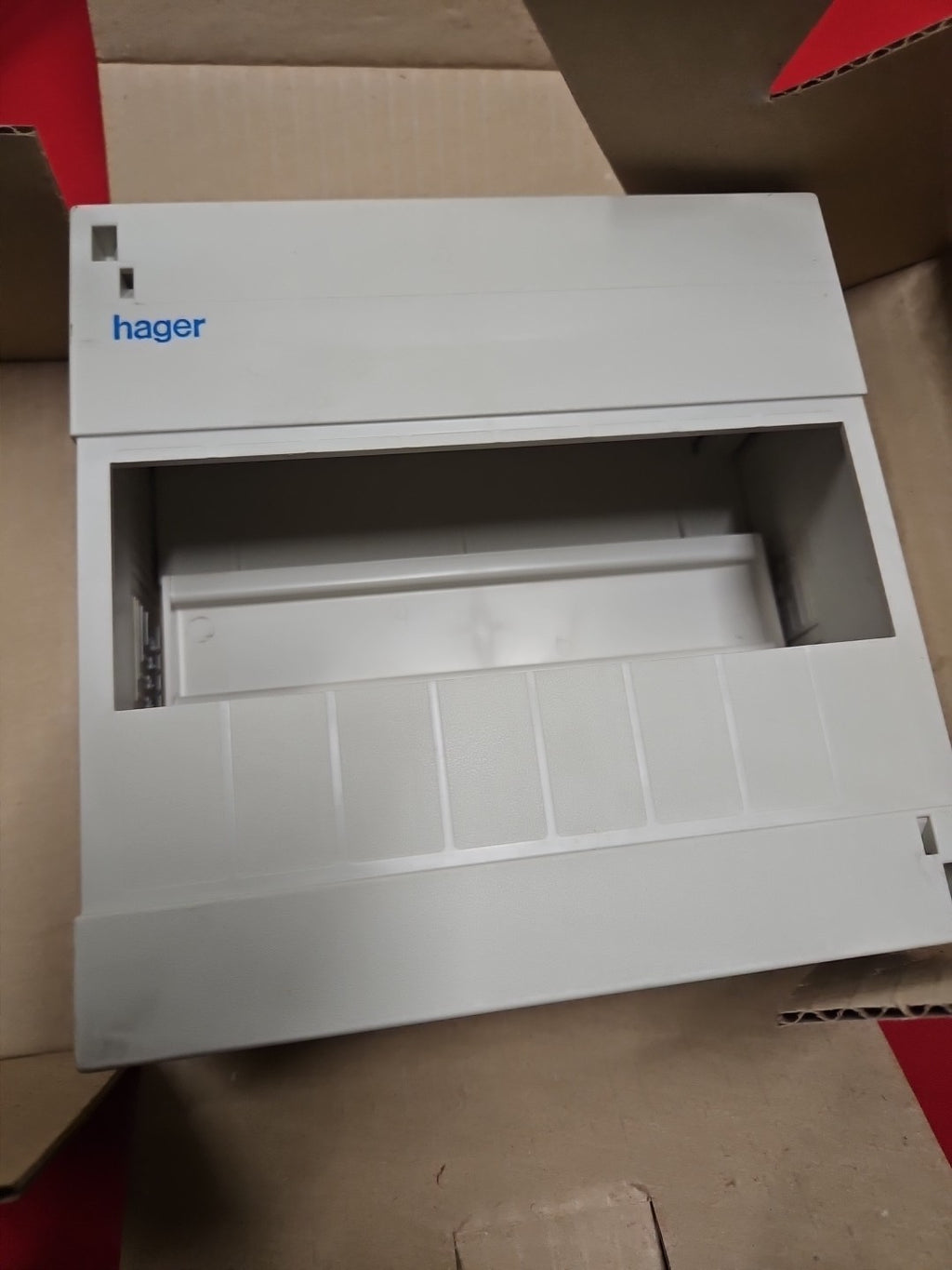 Hager 61416, Aufputz Verteiler V308d wie Gd108n Neu/Ovp, New Unused Serie 30
