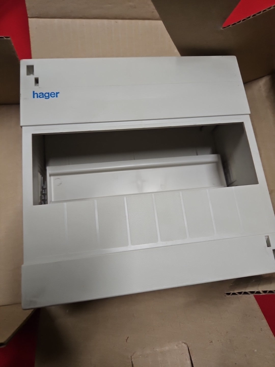 Hager 61416, Aufputz Verteiler V308d wie Gd108n Neu/Ovp, New Unused Serie 30