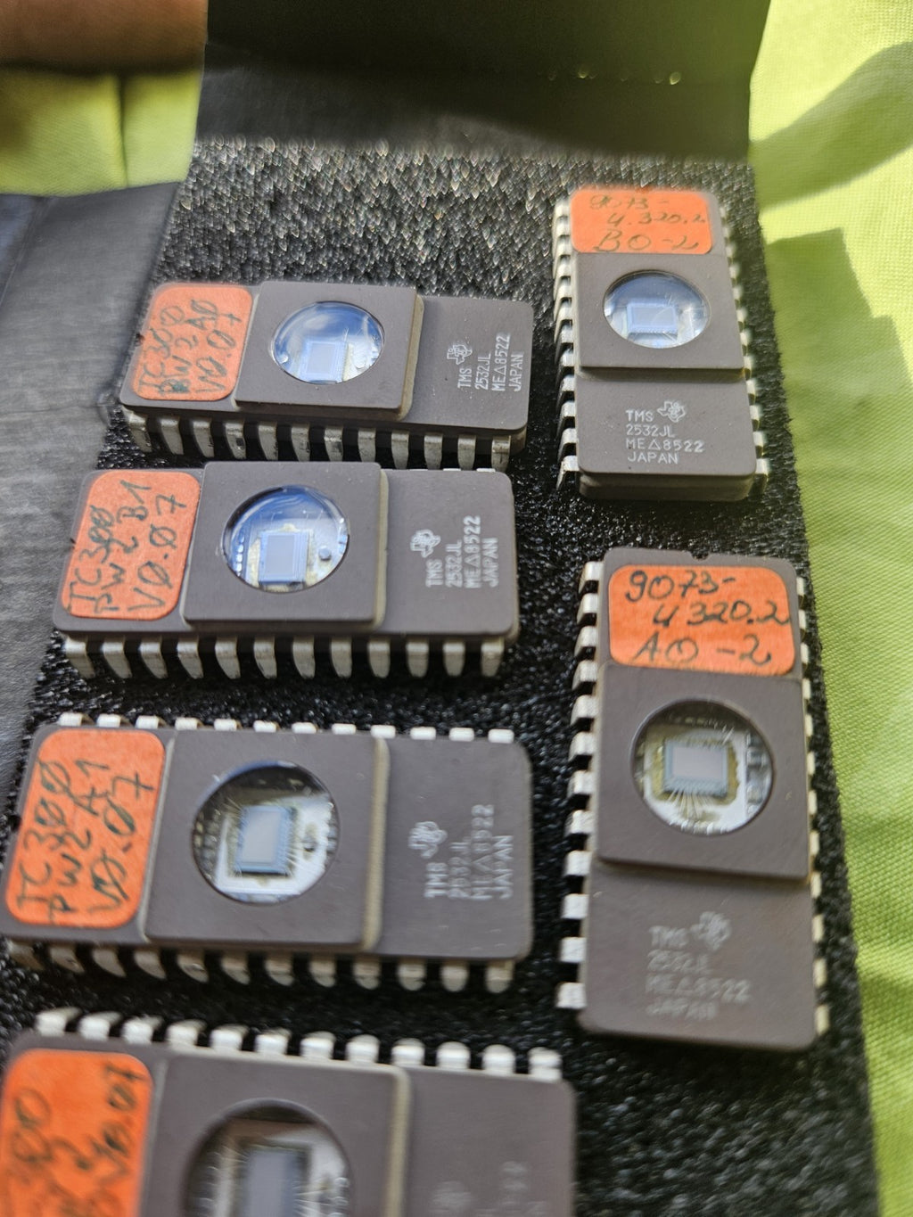 6 x TMS2564JL,64K(8K x 8) EPROM Texas Instruments  CERDIP28 DIC28 Never Used New