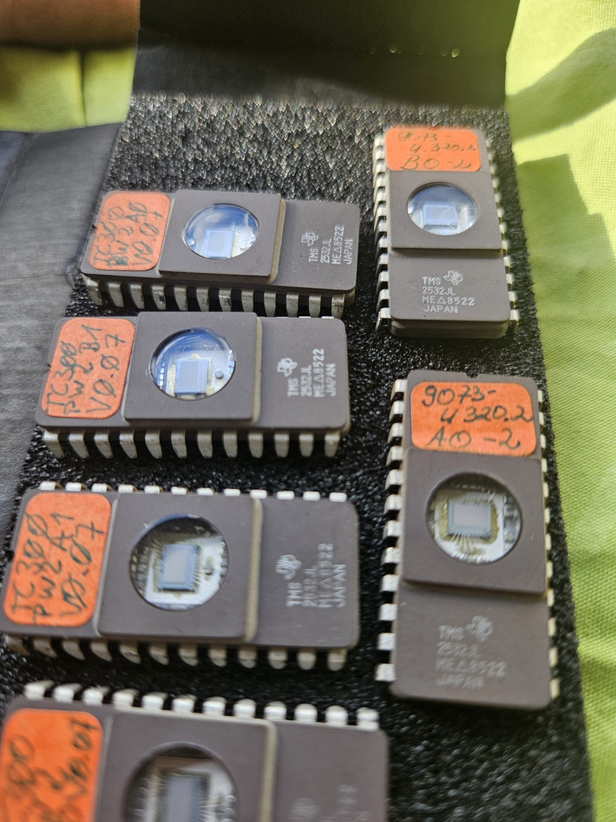6 x TMS2564JL,64K(8K x 8) EPROM Texas Instruments  CERDIP28 DIC28 Never Used New