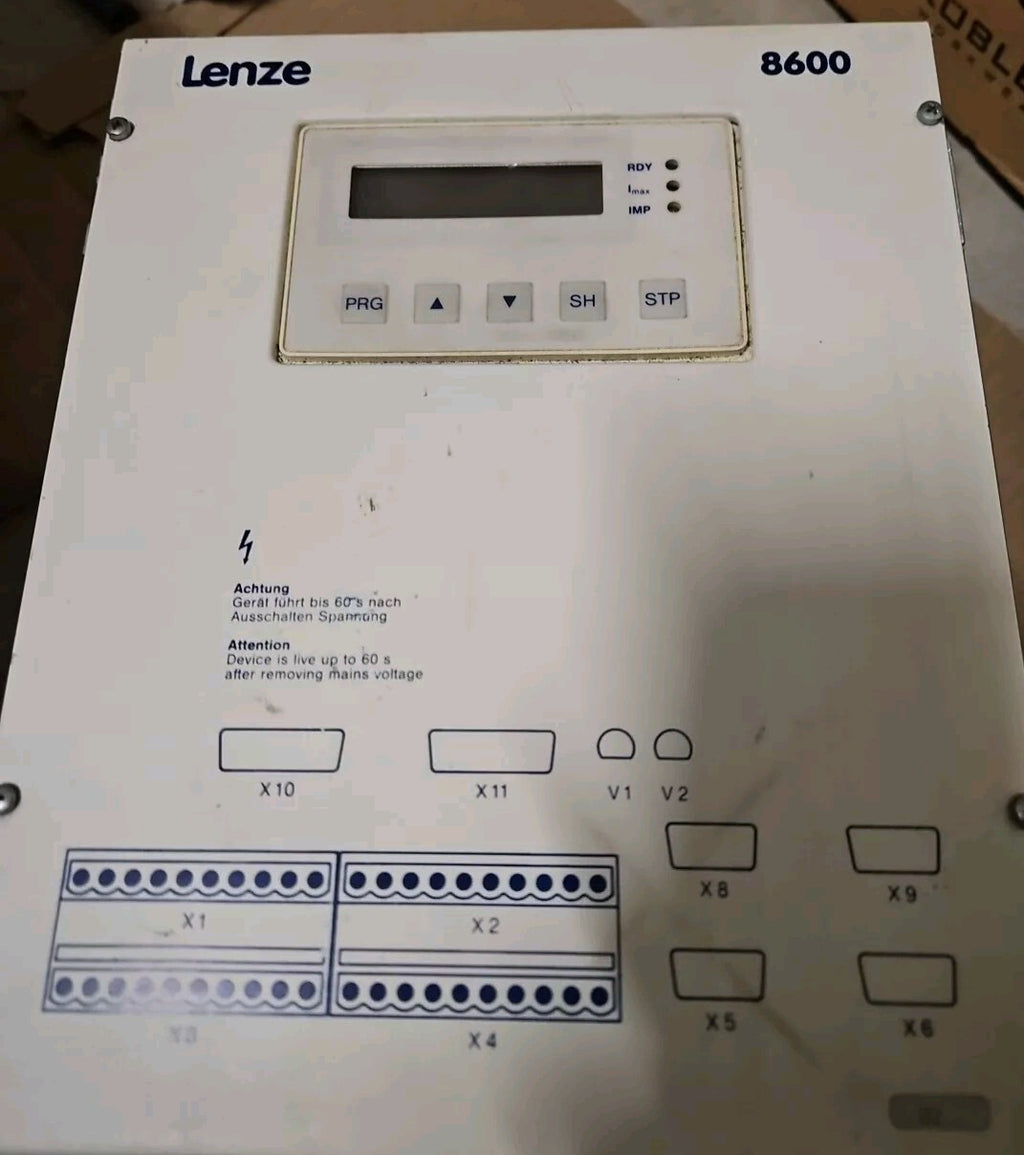 Lenze 8600 Typ 33.8602-E.   Frequenzumrichter   33.8602 E.5C.60 Fully Working 