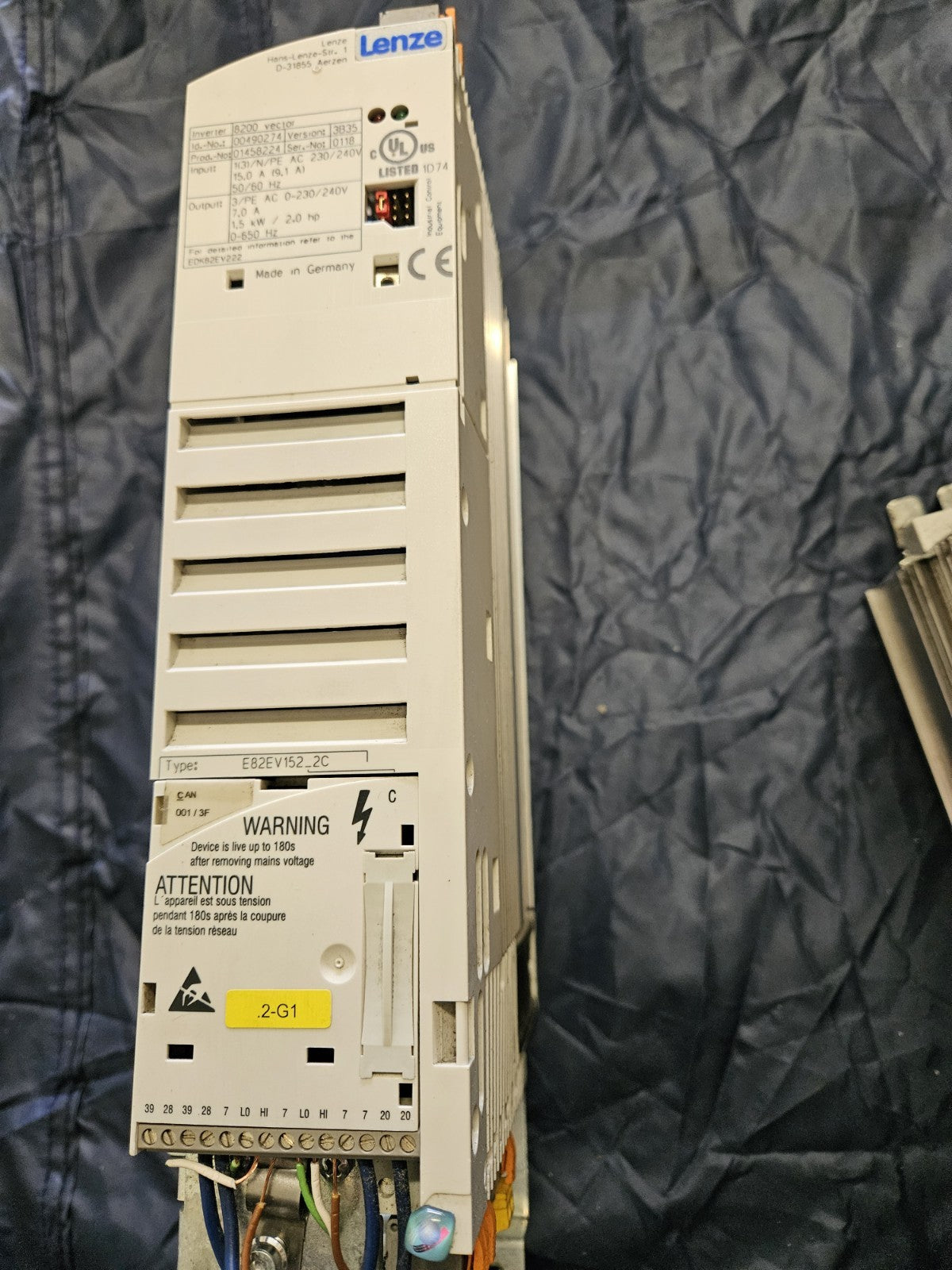E82EV152_2C LENZE Inverter Umrichter Drive 8200 Vector 1.5kW Refurbished Working
