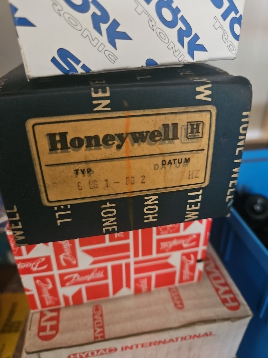 Honeywell 2LS1-PG2 Präzisions-Grenztaster Positionsschalter 1S/NO +1Ö/NC 10A NEU