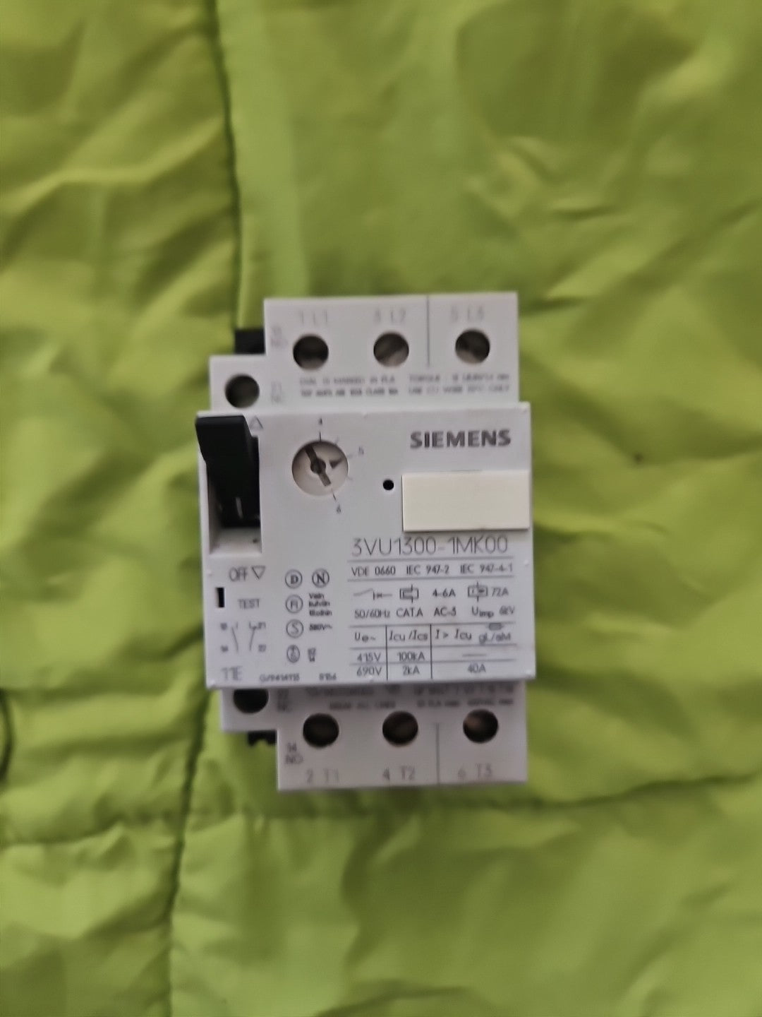 Siemens Motorschutzschalter / Leistungsschutzschalter,4A-6A 3VU1300-1MK00,tested