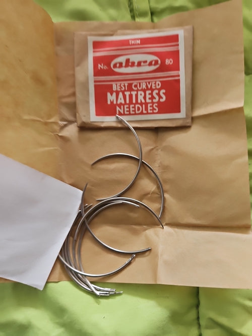 10 x AKRA best Curved Mattress needles Upholstery Leathercraft, New Old Stock