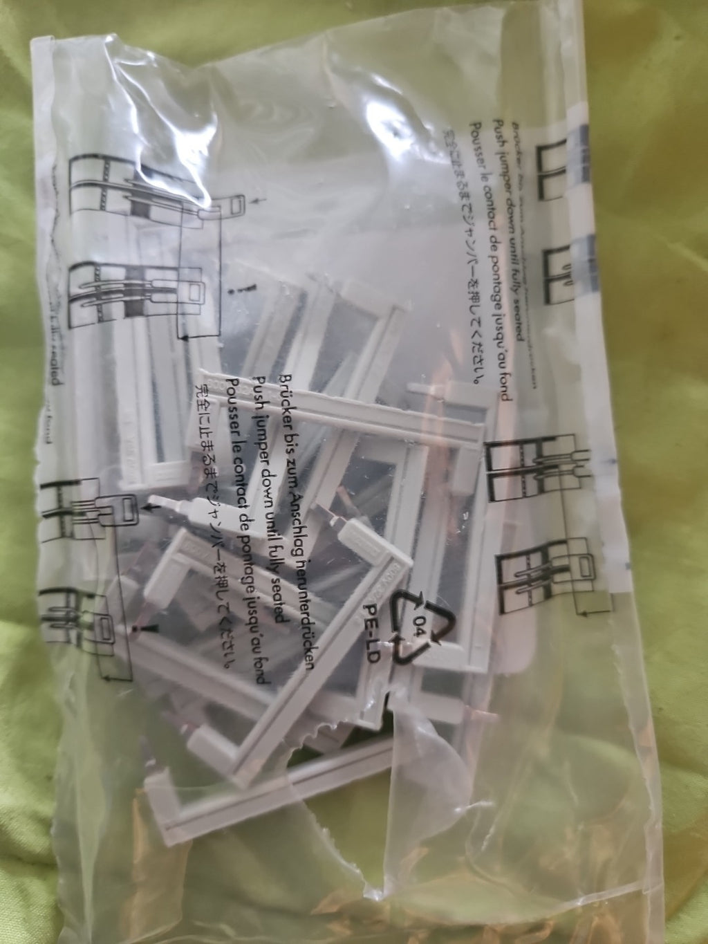 25 x Wago 2004-438 Kammbrücker 1 auf 8, lichtgrau 800V, 32A, OVP Neu Sealed