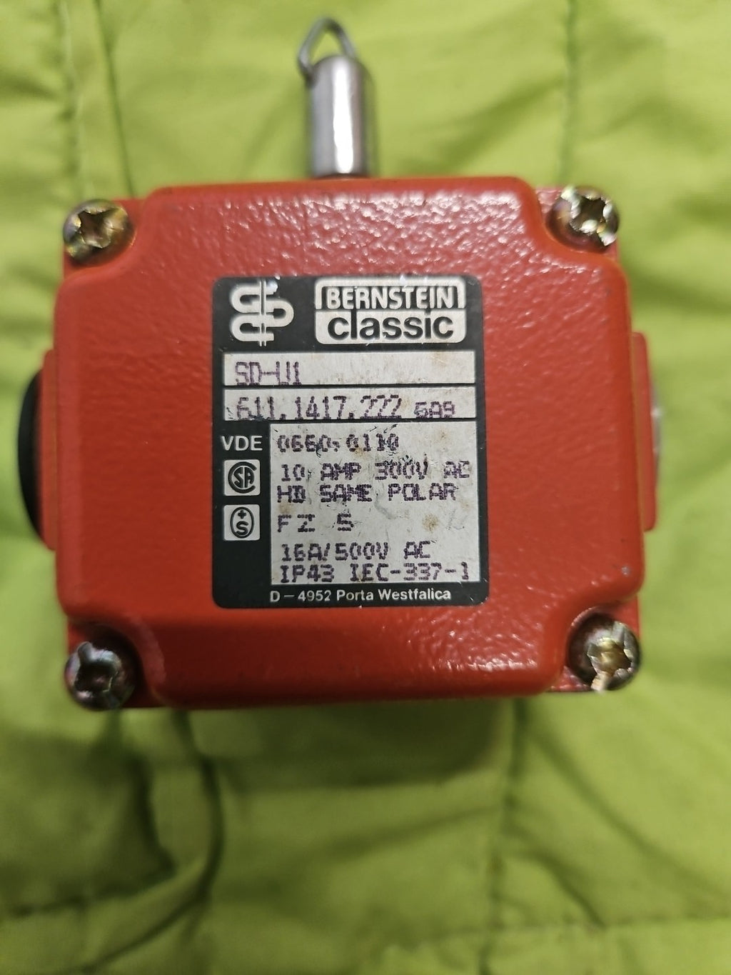 Bernstein 6111417222 SD-U1 Seilzugschalter 16A  500V Switch New Old Stock Unused