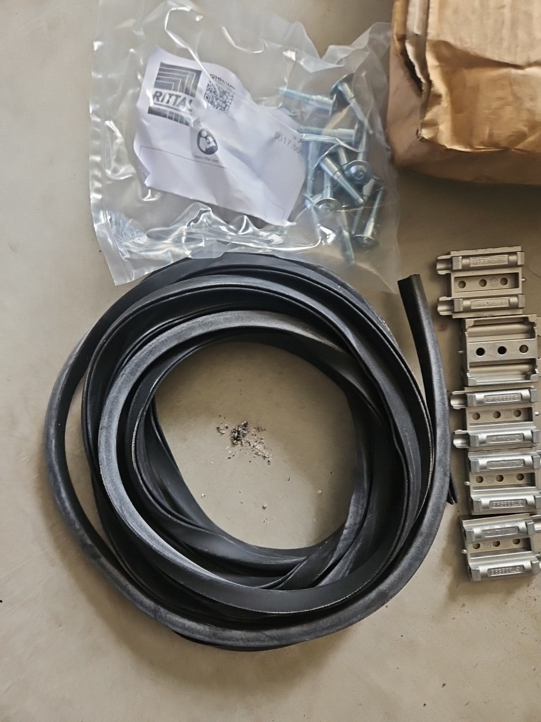 Rittal VX8617.501 Anreihverbinder VPE 6 Stk., Neu Unbenutzt New