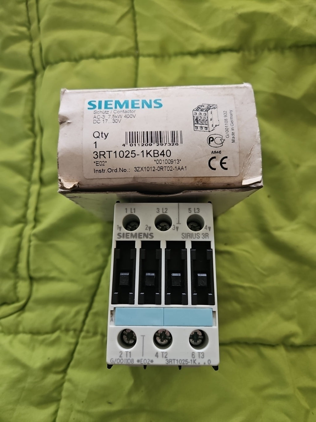 Siemens Sirius Leistungsschütz 3RT1025-1KB40 ( 3RT1 025-1KB40 ), Neu/ovp, Unused